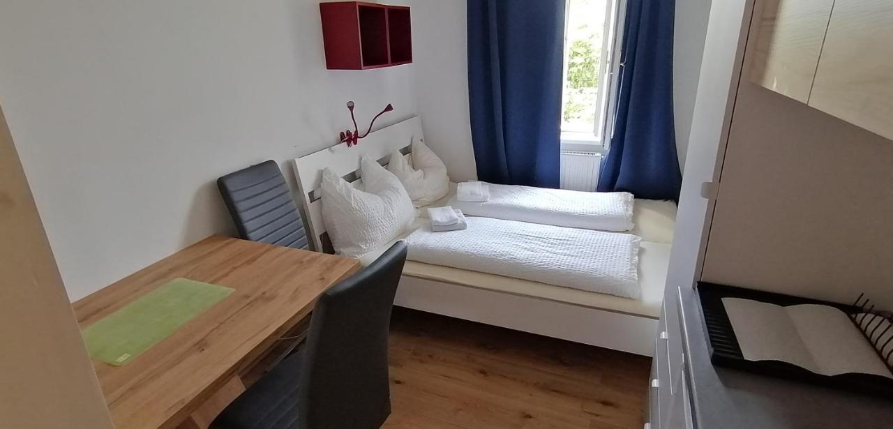 Luna Apartments Виена Екстериор снимка