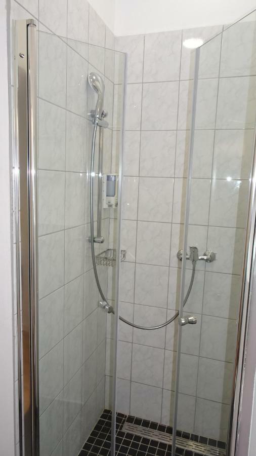 Luna Apartments Виена Екстериор снимка