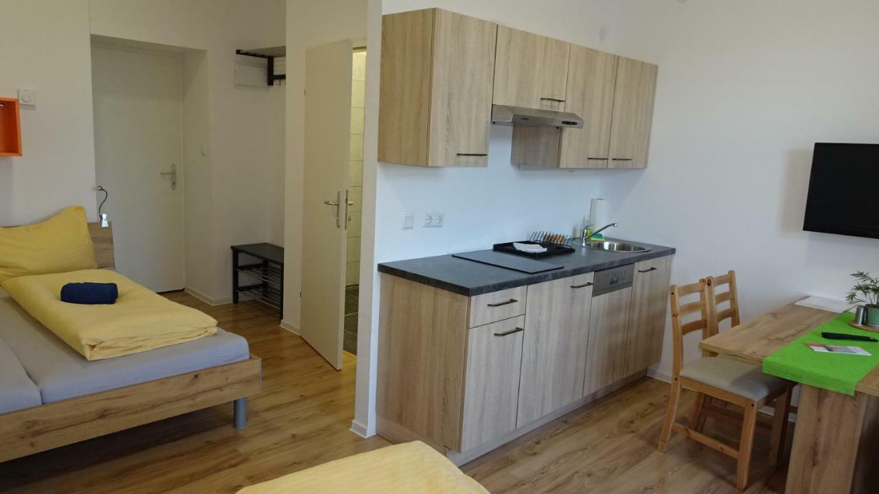 Luna Apartments Виена Екстериор снимка