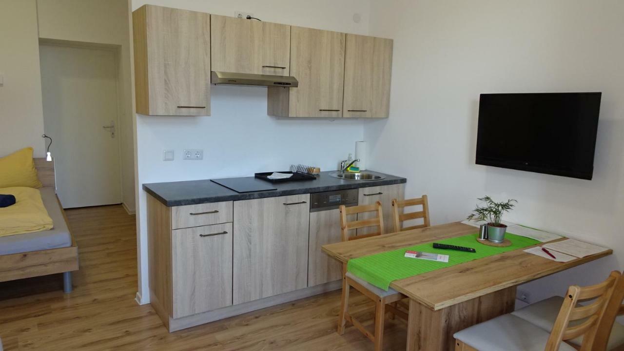 Luna Apartments Виена Екстериор снимка