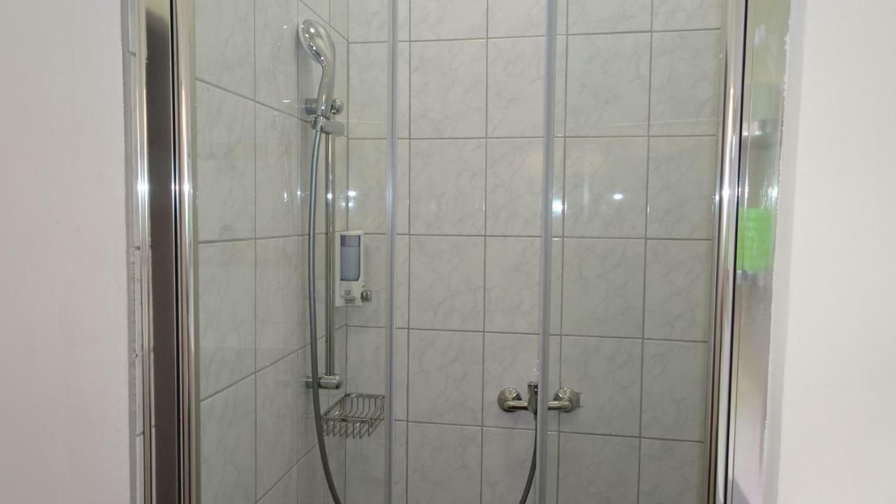 Luna Apartments Виена Екстериор снимка